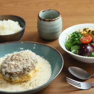 元レストランシェフが手掛ける洋風ランチ🍽️ 豊富に用意されたラ…