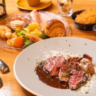 🍽️ 心ゆくまでお食事とお酒を楽しめる、宴会やパーティーに最適…