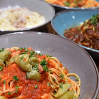 🥂 お昼はボリューム満点🍽️ 夜はしじみ出汁を使った逸品料理でお…